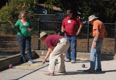 Using a rake as a sophisticated measuring tool!